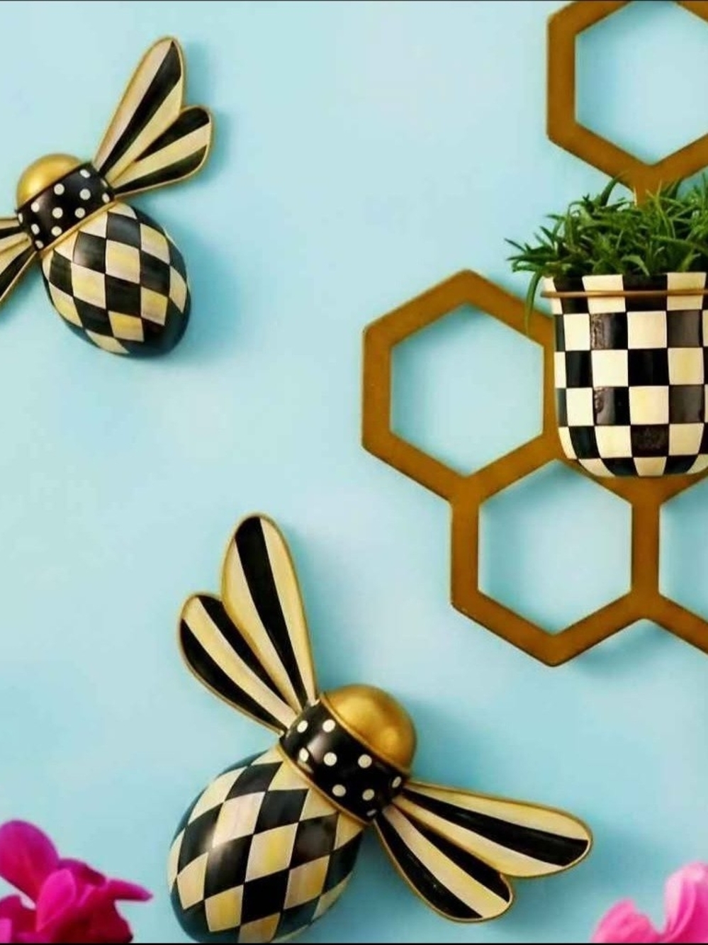 NEW McKenzie Childs Decorative Magnet Set Courtly Check Bee Set of 2